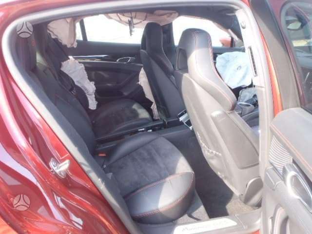 Porsche Panamera Rida 28000miliu