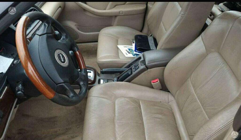 Subaru Outback dalimis. Yra kitu spalvu mus rasite https maps app goo gl ct