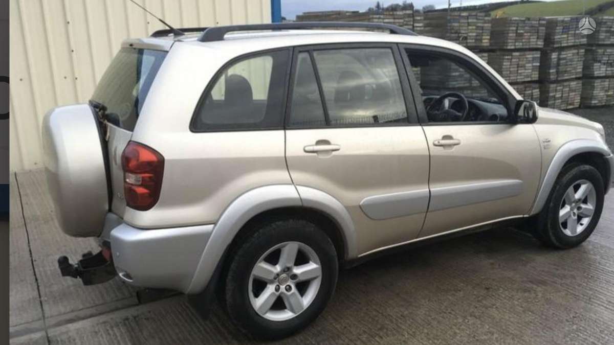 Toyota RAV4 Dalimis