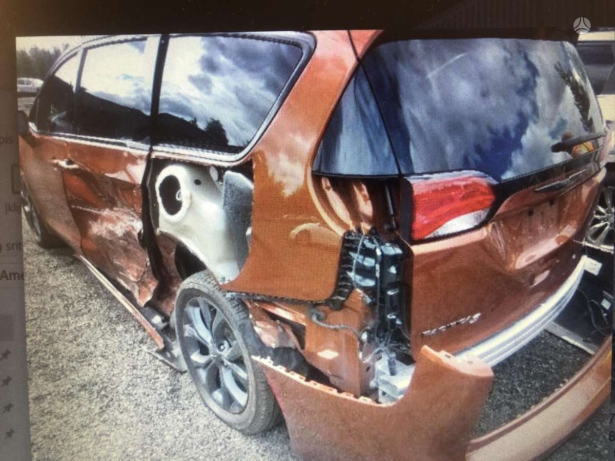 Chrysler Pacifica for parts