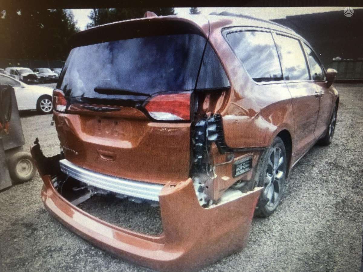 Chrysler Pacifica for parts