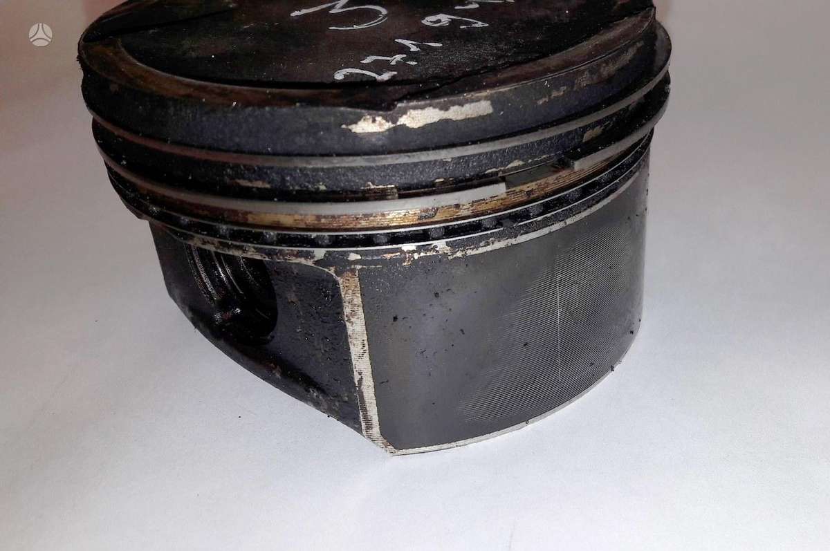 Mercedes-Benz CLK klasė, M271, engine parts