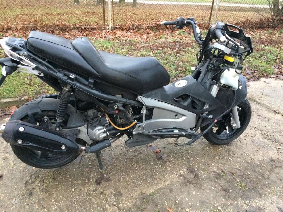 Gilera Nexus, мотороллеры / мопеды