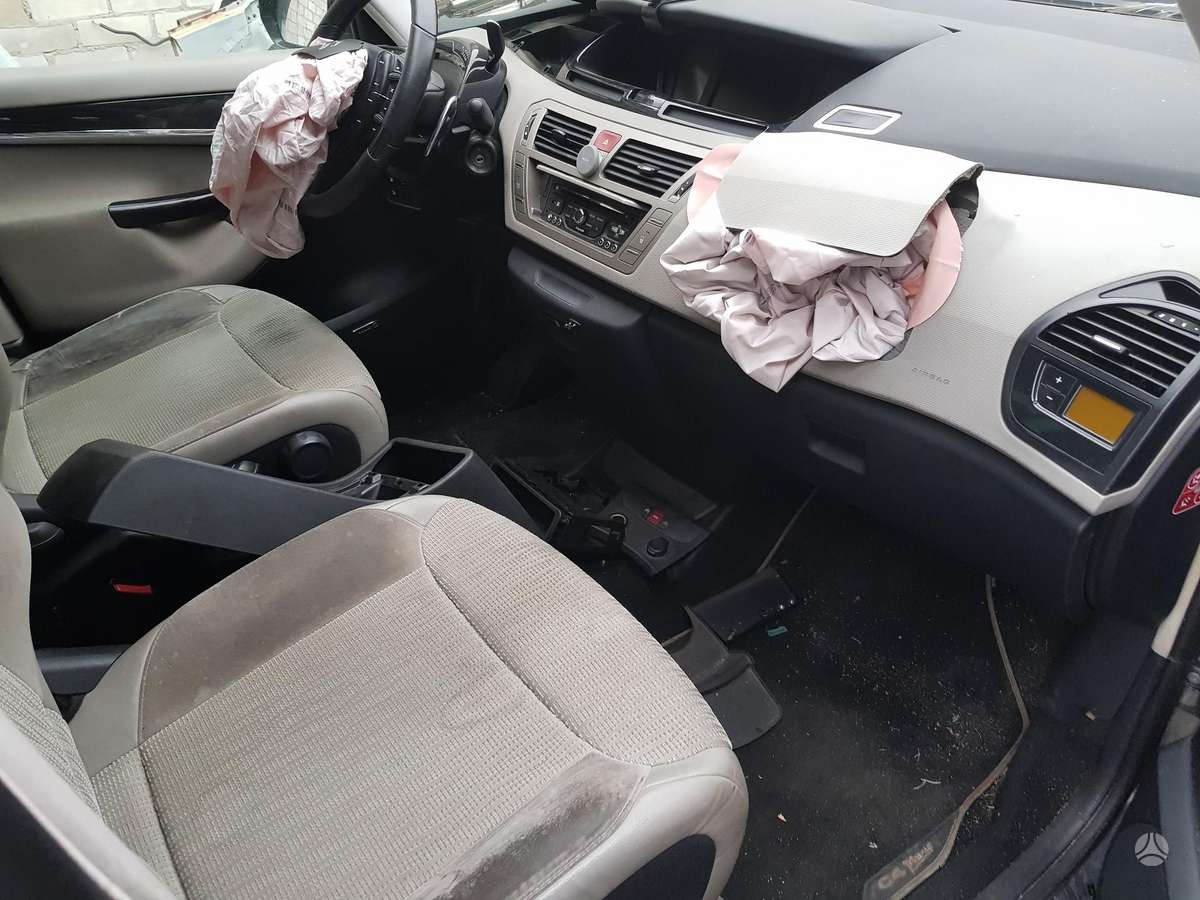 Citroen Grand C4 Picasso for parts