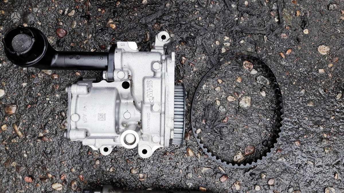 Volkswagen Golf, CRK, engine parts