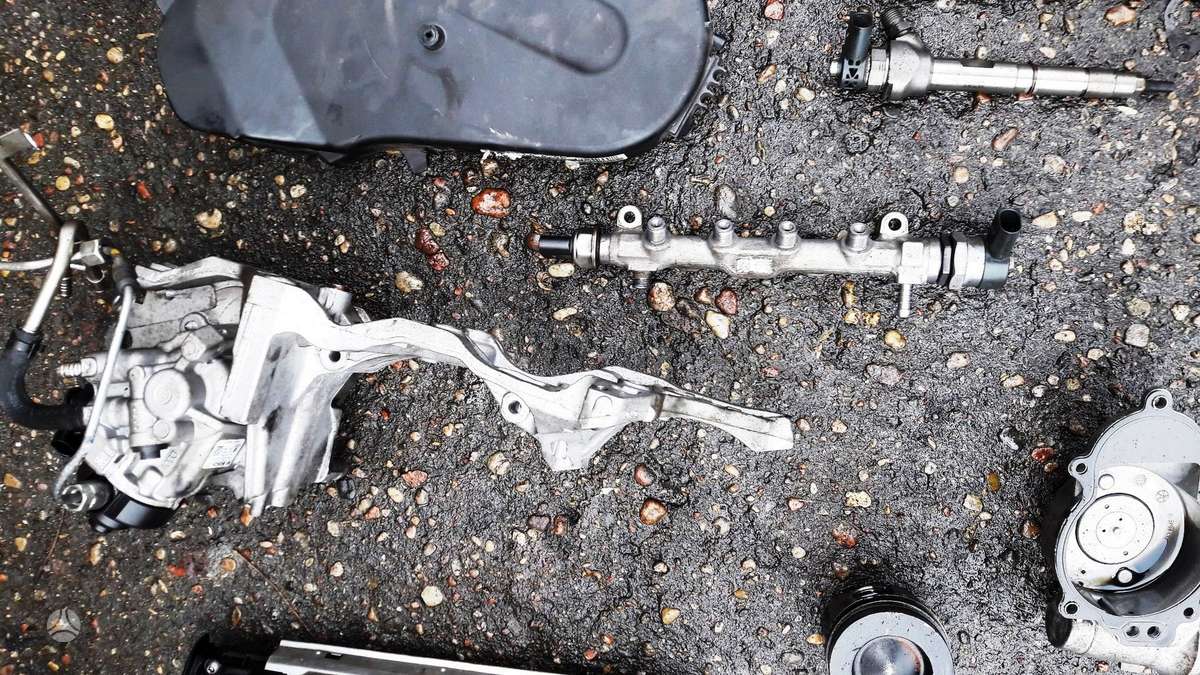 Volkswagen Golf, CRK, engine parts