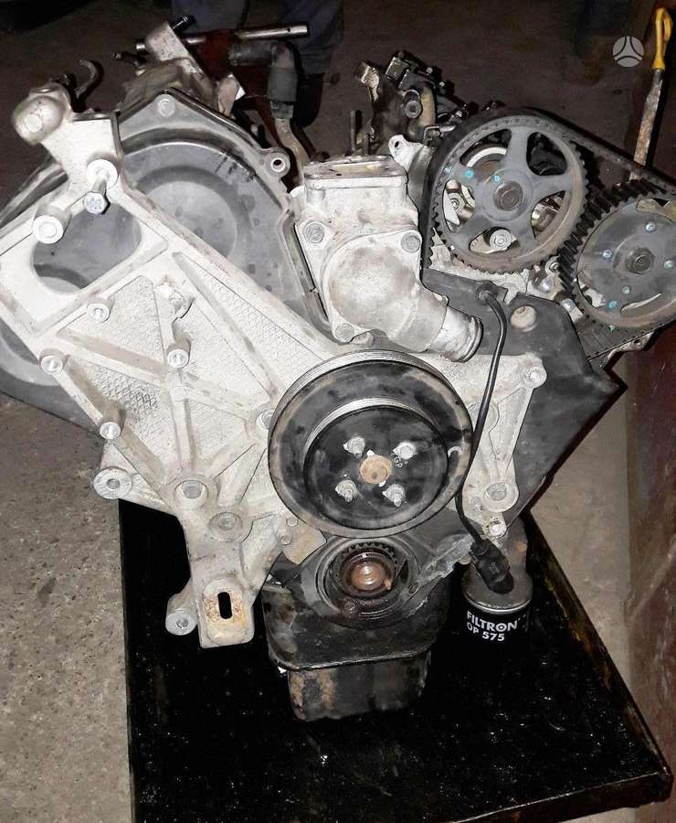 Kia Sorento, G6CU, детали двигателя