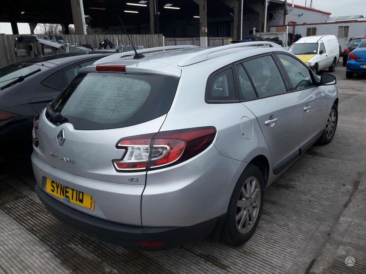 Renault Megane, k9k836, dalimis. Variklis deze ok engin code k9k836