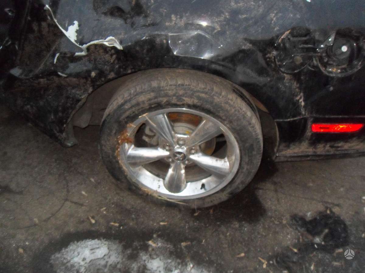 Ford Mustang for parts