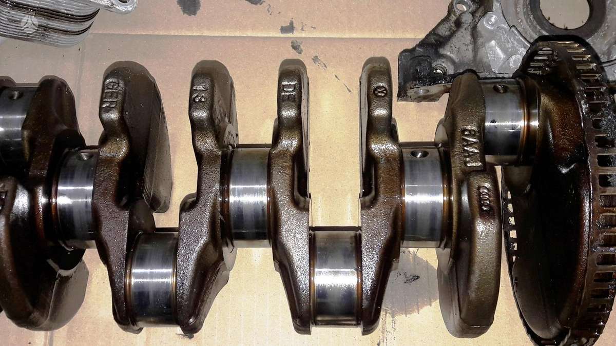 Seat Leon, AXX, variklio detalės