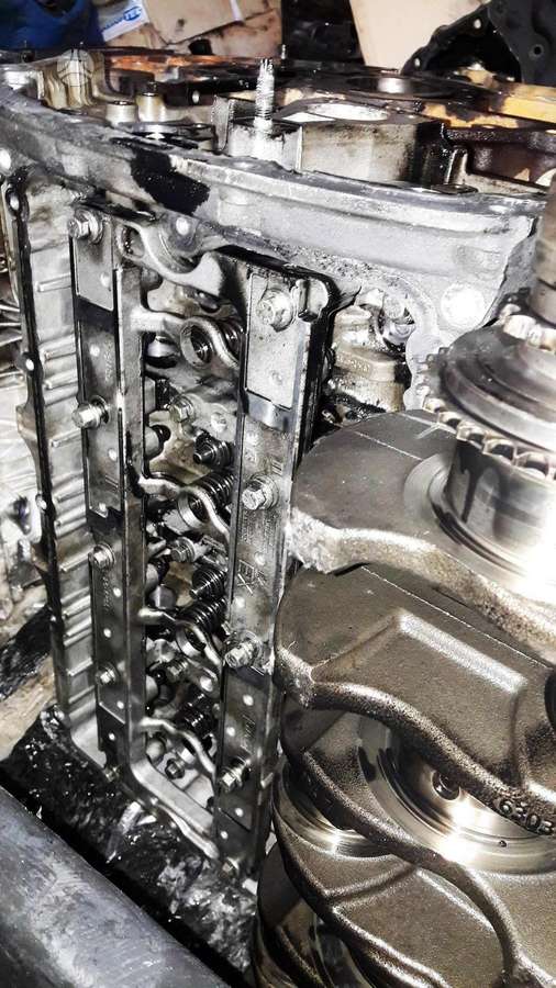 Land Rover Defender, DT224, детали двигателя