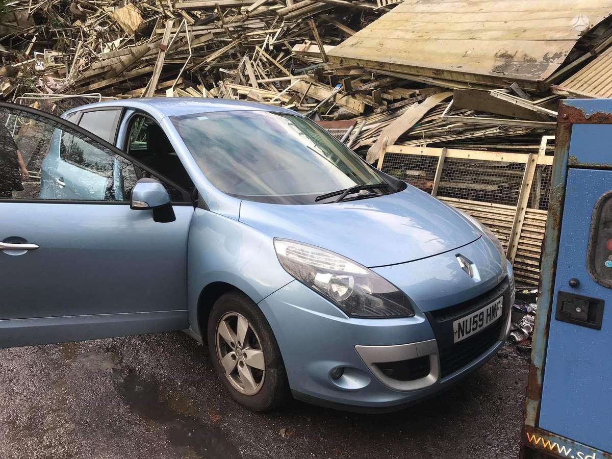 Renault Scenic по частям