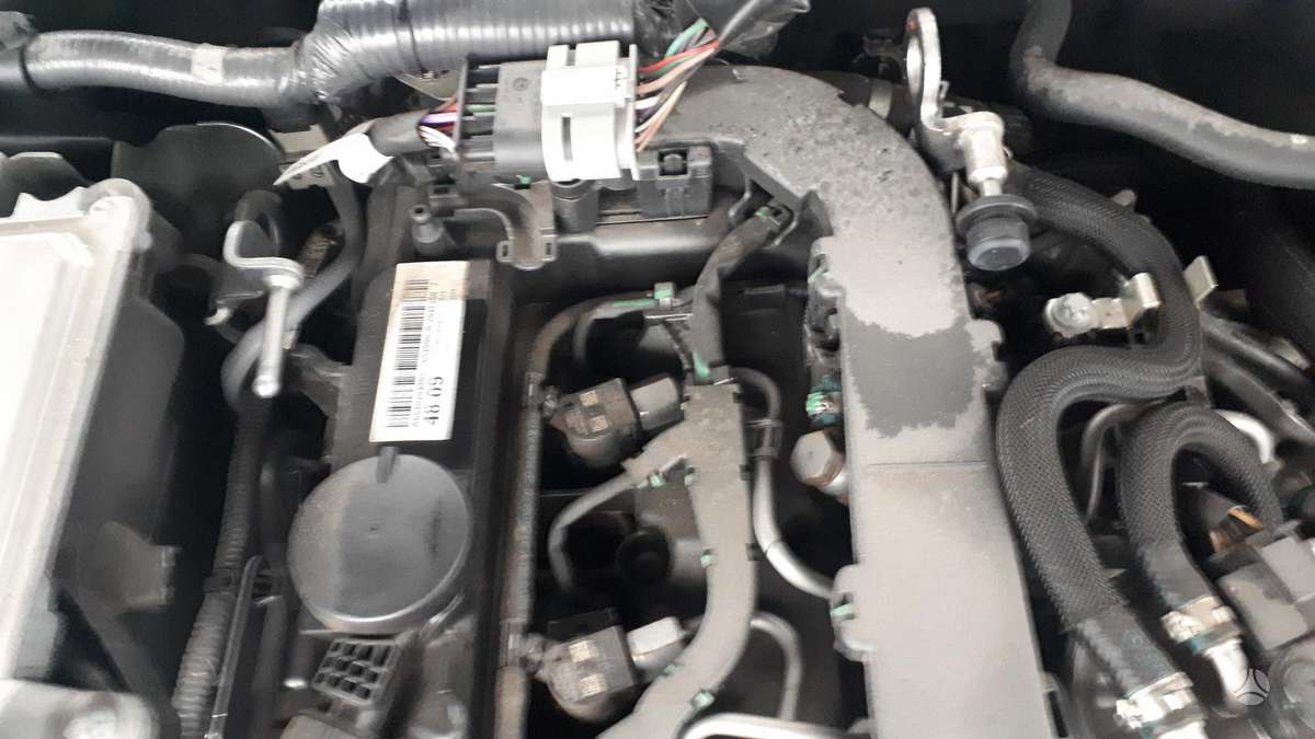 Mercedes-Benz C klasė двигатель