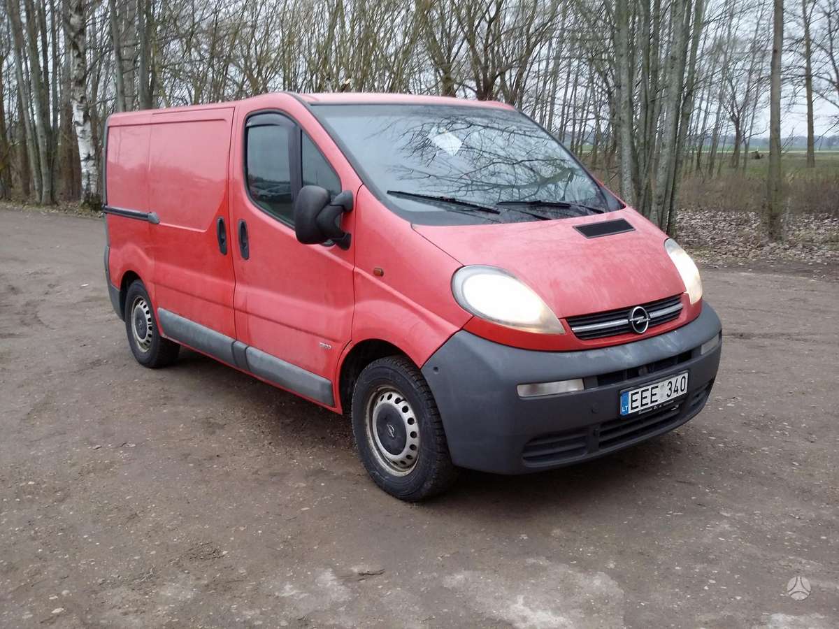 Opel Vivaro, cargo vans