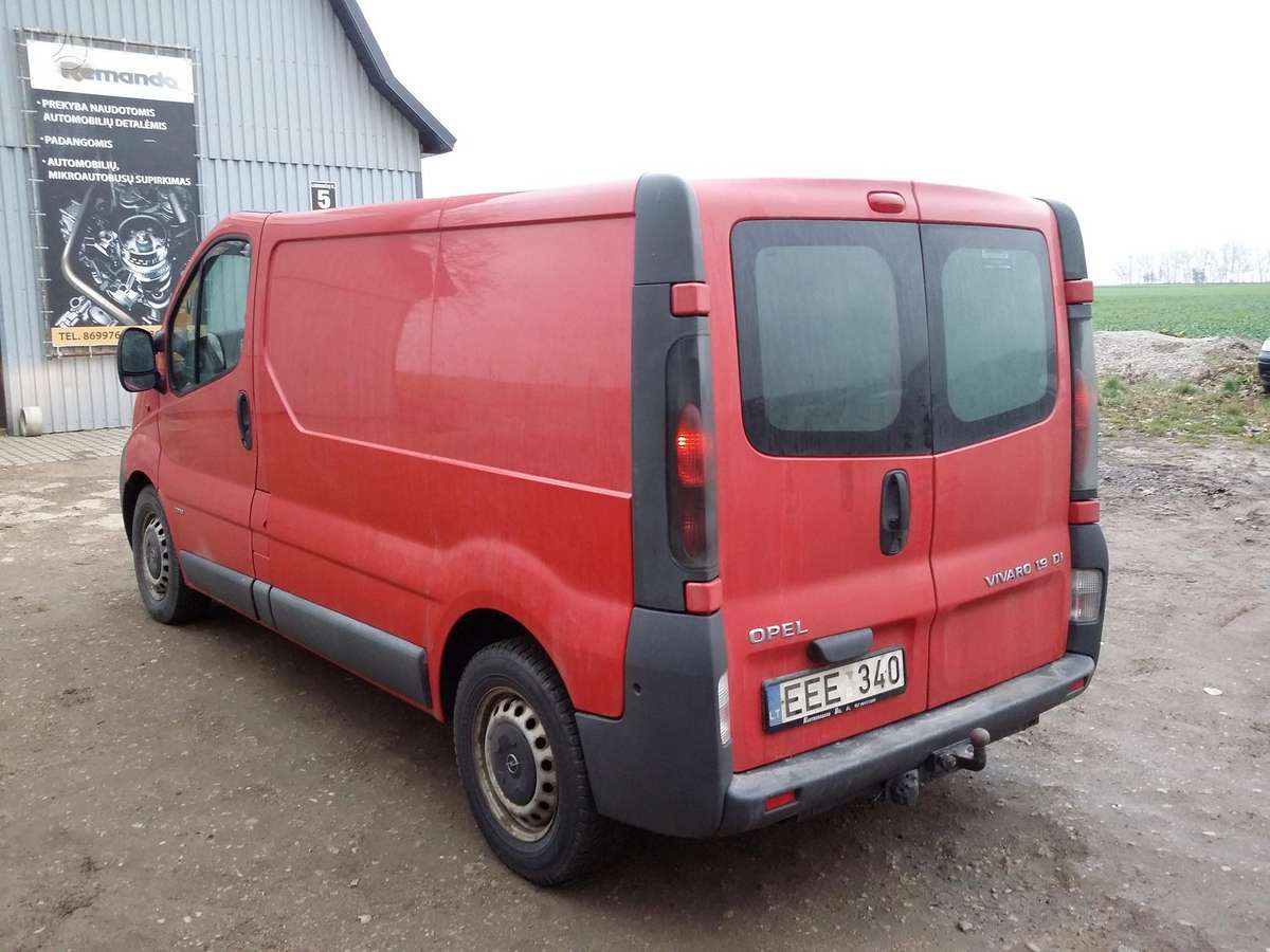 Opel Vivaro, cargo vans
