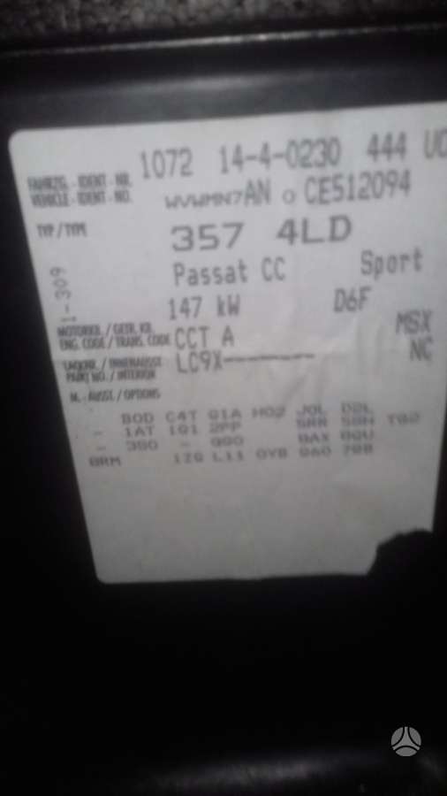 Volkswagen Passat CC dalimis