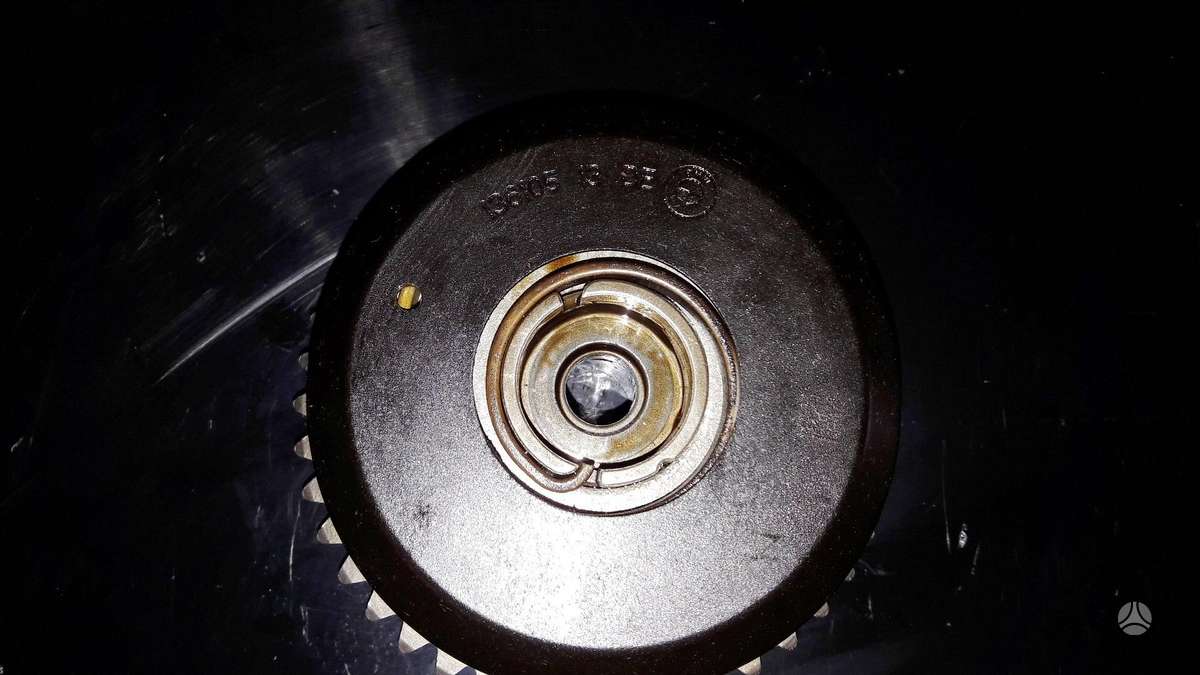 BMW M5, S63B44, variklio detalės