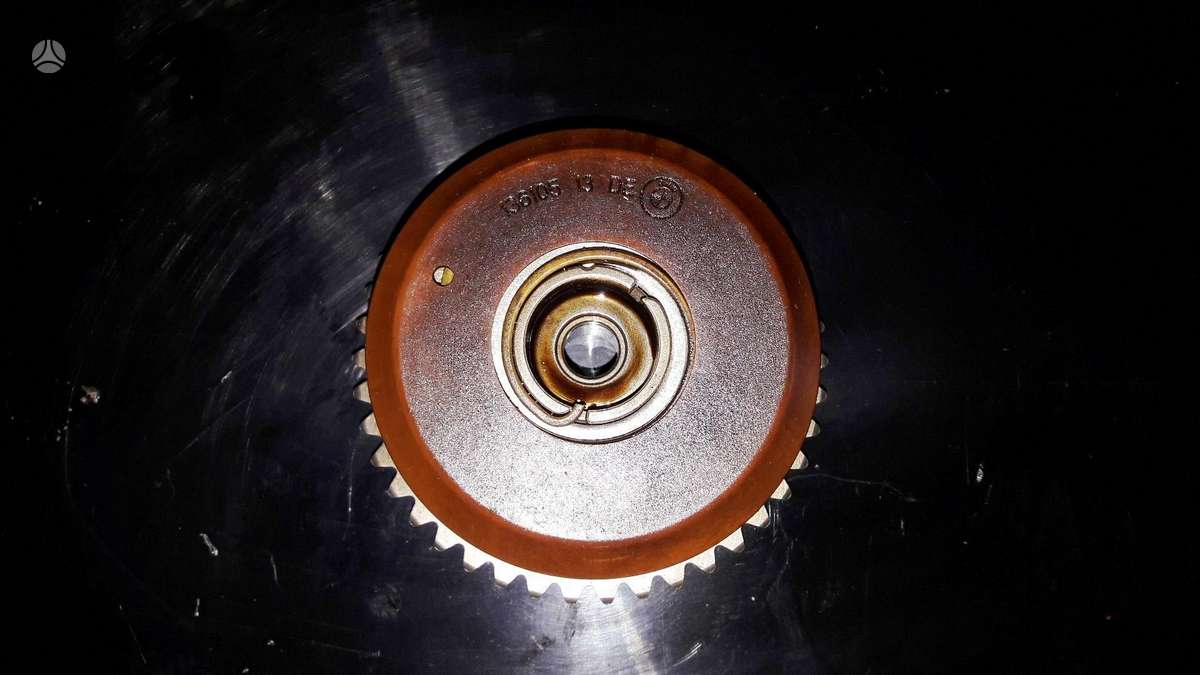 BMW M6, S63B44, variklio detalės
