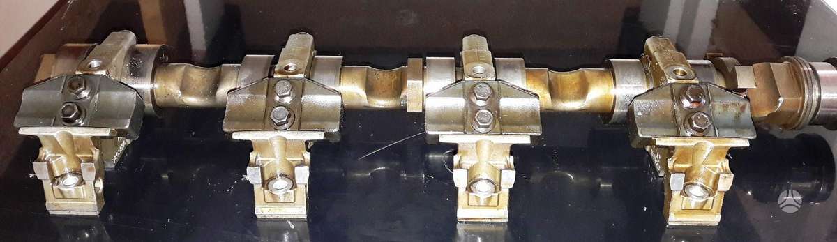BMW M6, S63B44, engine parts