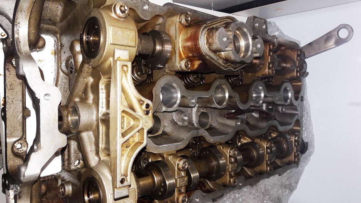 BMW 5 serija, S63B44, variklio detalės