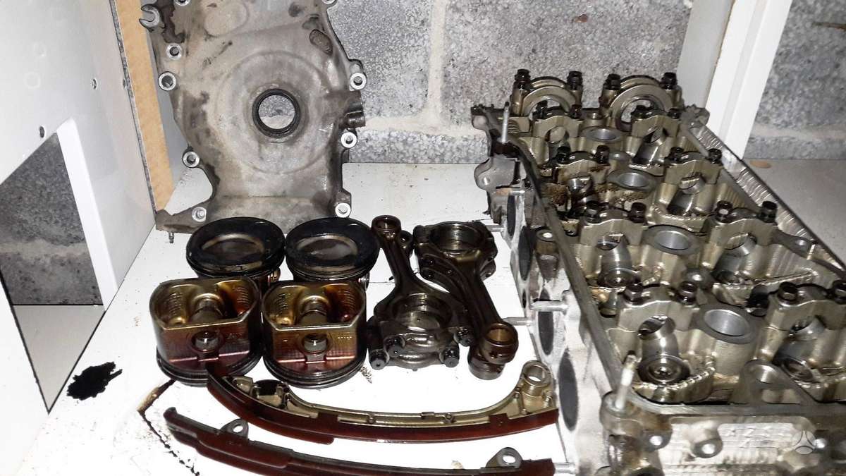 Toyota Camry, 1AZ-FSE, variklio detalės