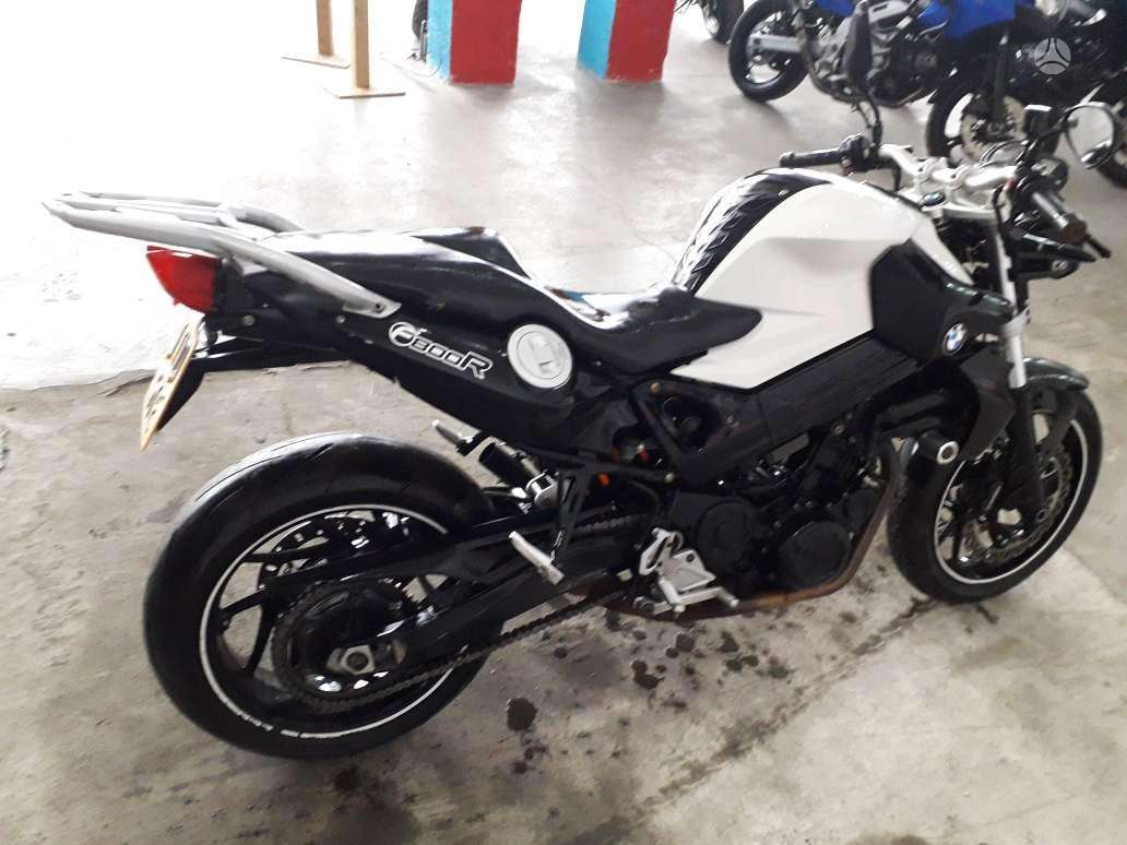 BMW F 800 R, street / classic
