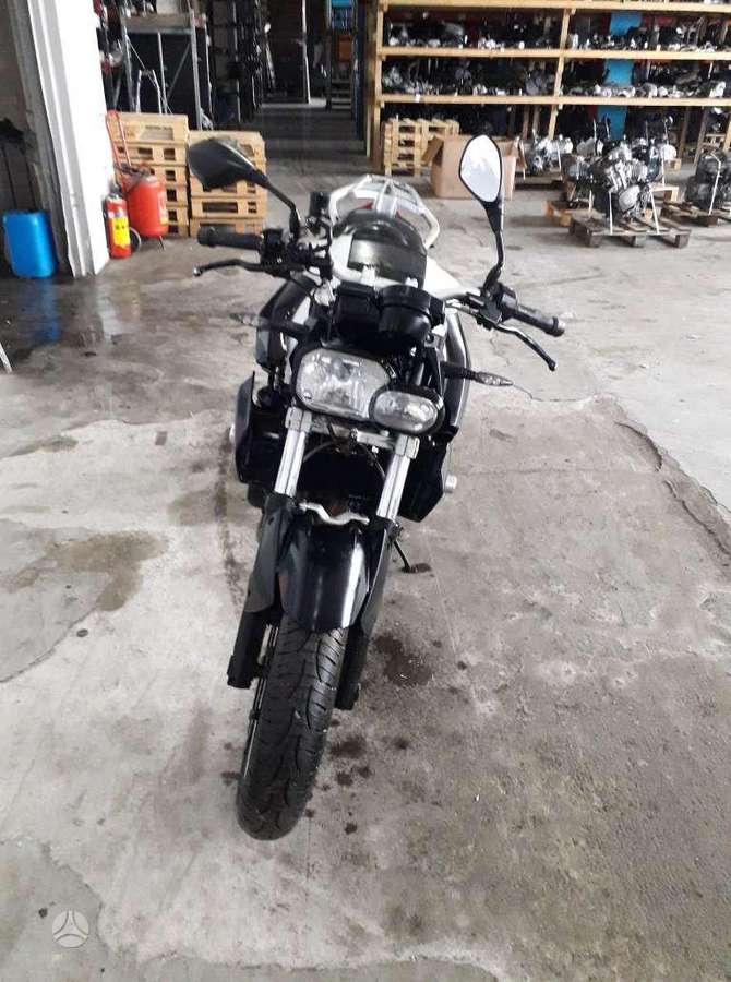 BMW F 800 R, street / classic