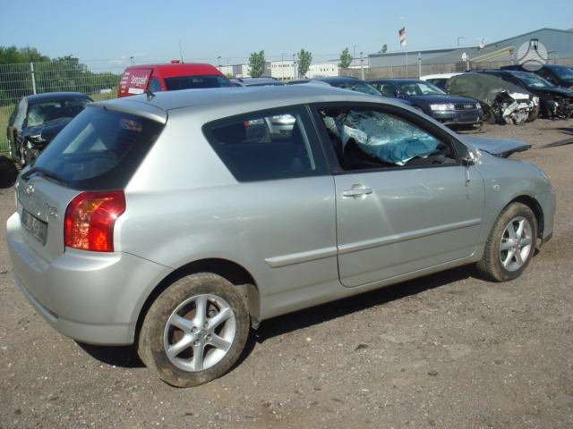 Toyota Corolla dalimis