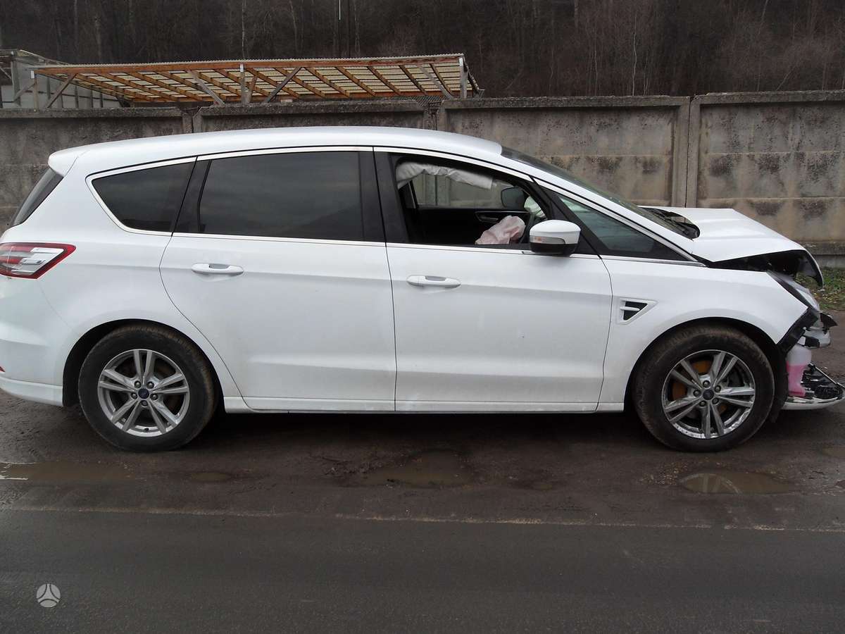 Ford S-MAX dalimis