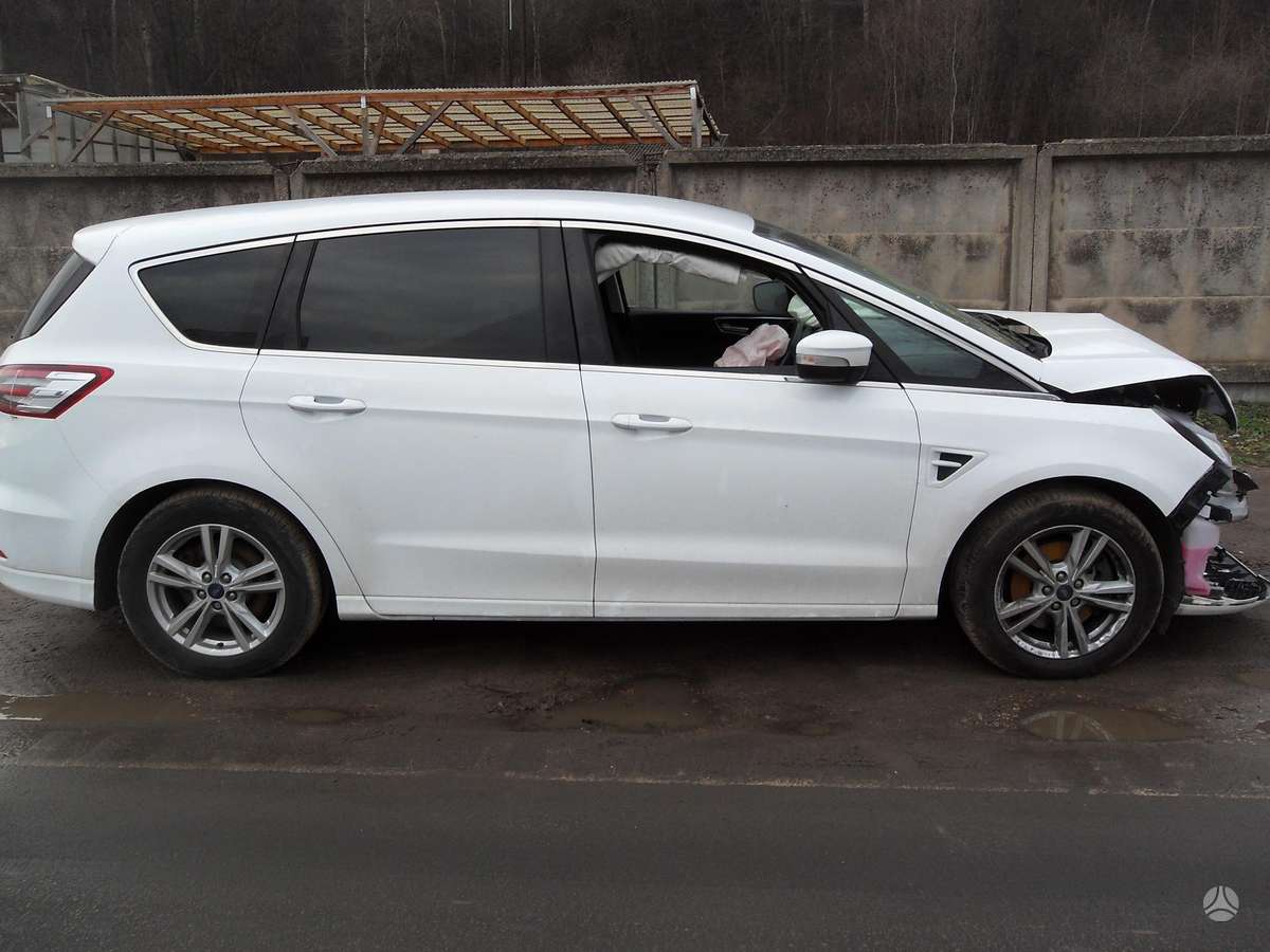 Ford S-MAX for parts