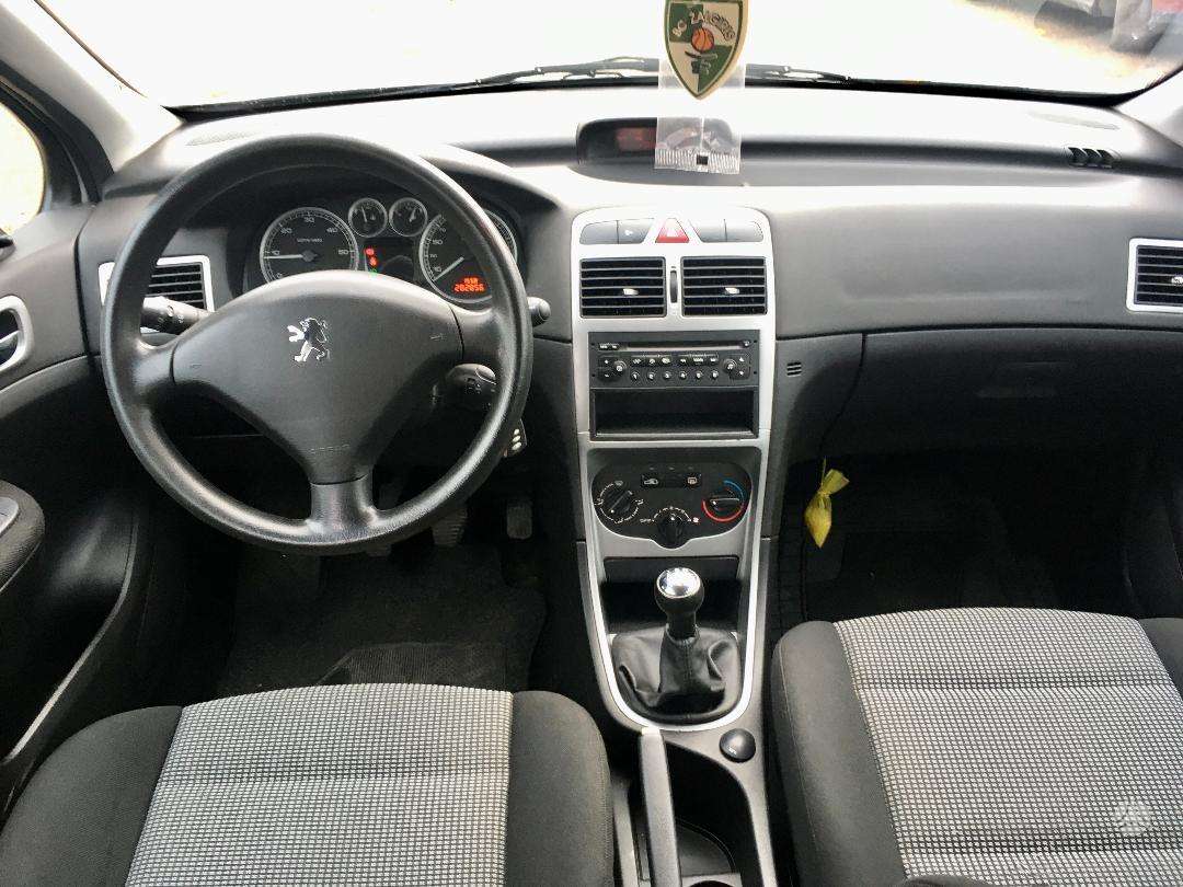Peugeot 307, 2.0 l., hatchback