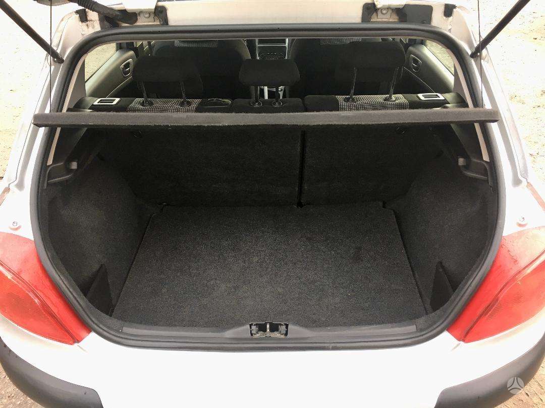 Peugeot 307, 2.0 l., hatchback