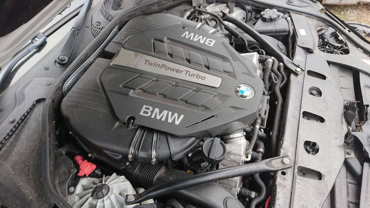 BMW 650