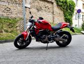 Ducati Monster 821cc, street / классические