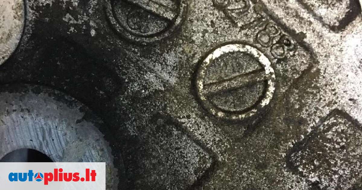 Vauxhall Astra, 55562788, Oil pump 55562788 1 4 petrol engine opel