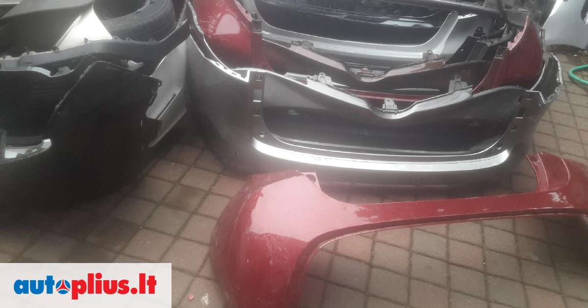 Toyota Yaris, 4ML061ADA, buferiai žibintai parktronikai groteles balki ...