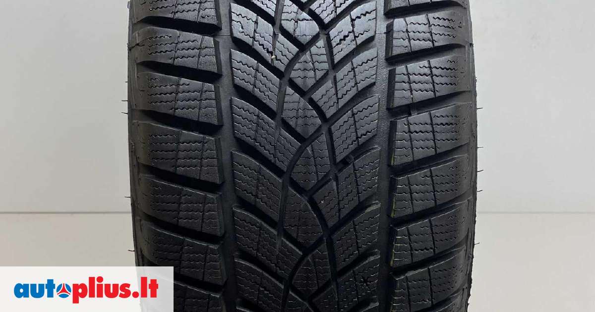 Goodyear UltraGrip Performance+ 2022m, žieminės 215/55 R17 A22973040
