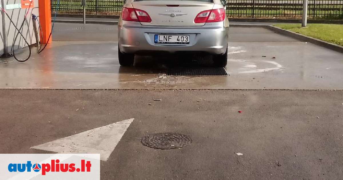 Chrysler sebring 2 4 l sedanas 2010 m a24543028