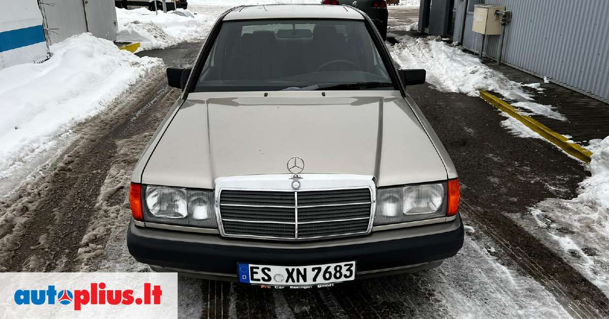 Gebrauchte Mercedes 190 Auto Limousine 190E 3.2 AMG W201 190E 3.2 AMG W201  - weltweit nur 39 Fahrzeuge gefertigt Benzin - n°6069865