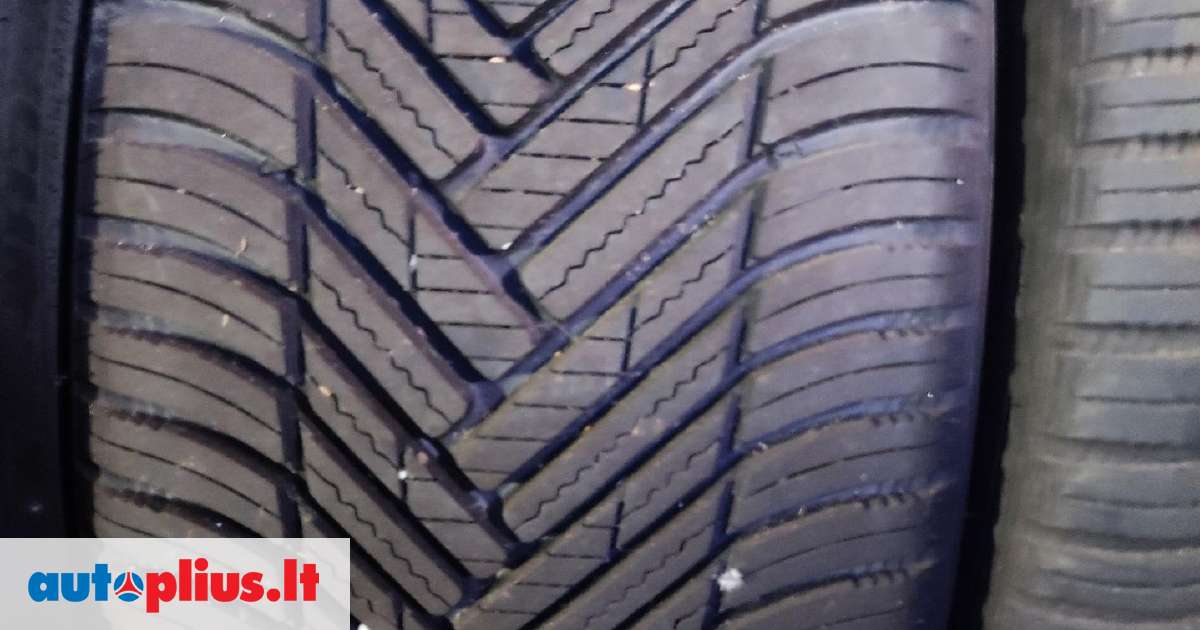 Hankook, all-season 225/40 R18 | A26618523