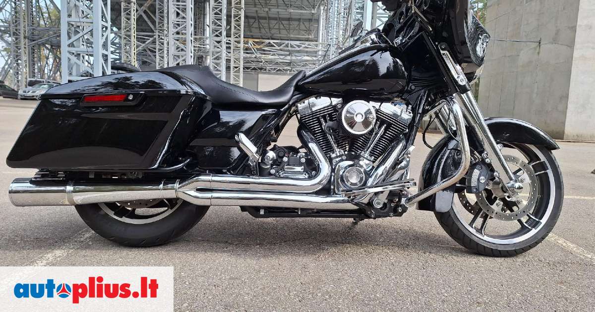 Harley Davidson Street Glide Flhx Cc Choppers M A