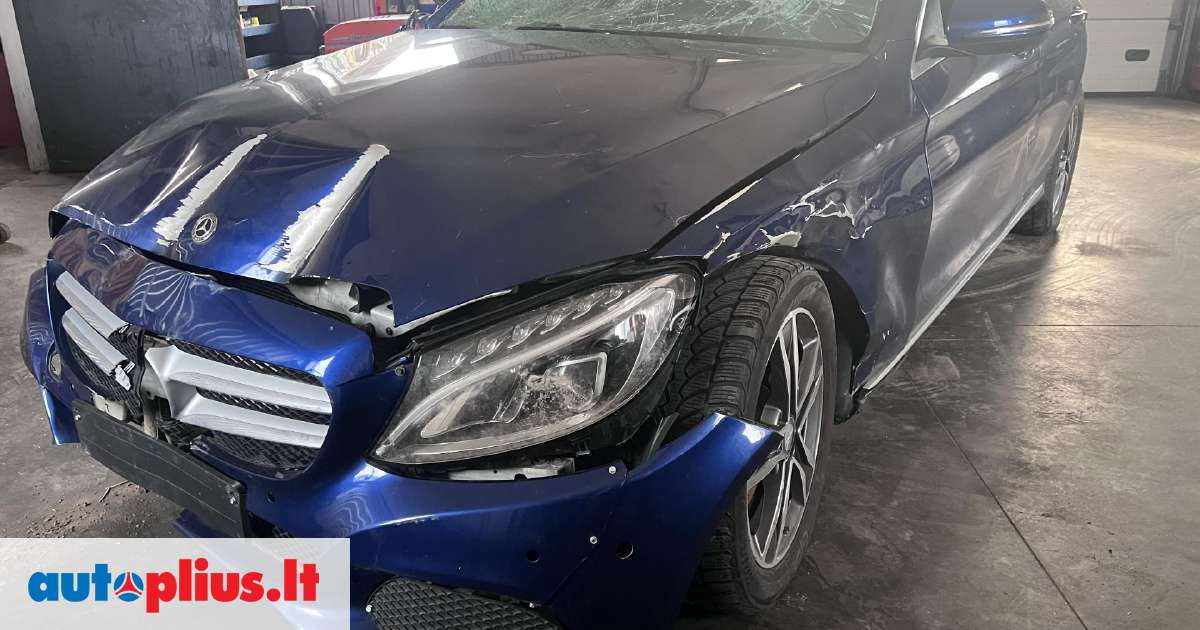 Mercedes Benz C300 651921 dalimis Variklis kuriasi maža rida 102k km daugiau informacijo 2017