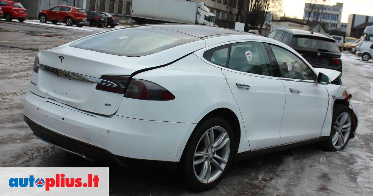 Tesla Model S Tesla model s 2014m odinis sildomas salonas lieti ...
