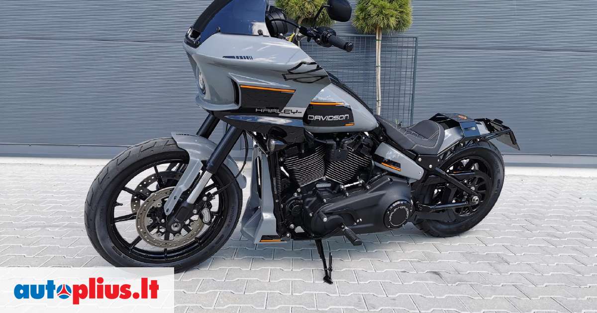 Harley-Davidson FXLRST 1923cc, čioperiai / kruizeriai