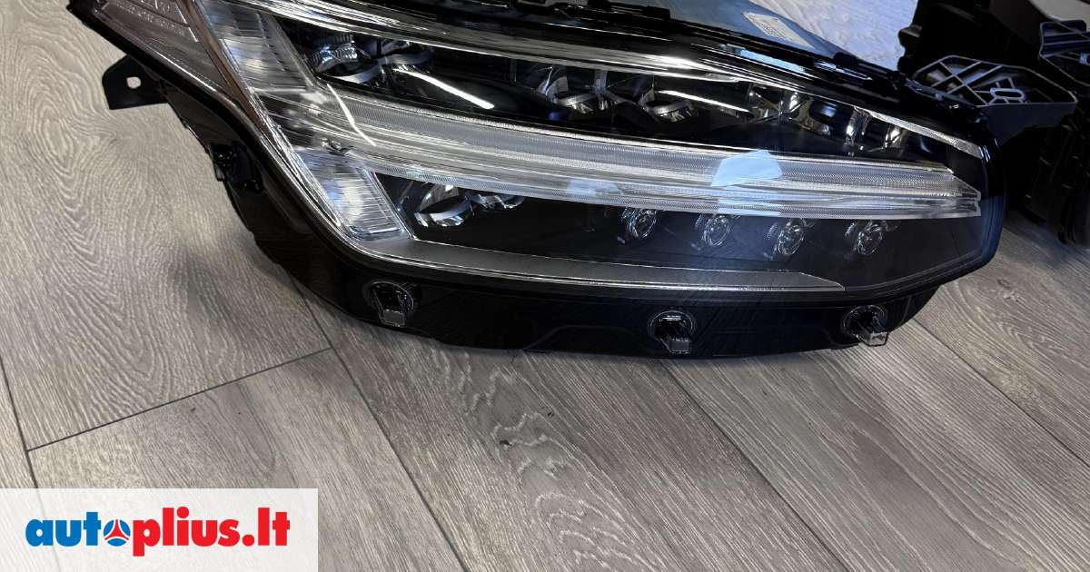 Volvo XC90 ibintai 2018 M A29123391 volvo-xc90-ibintai-2018-m-a29123391