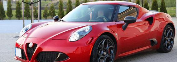 Greitas ir stilingas “Alfa-Romeo 4C”