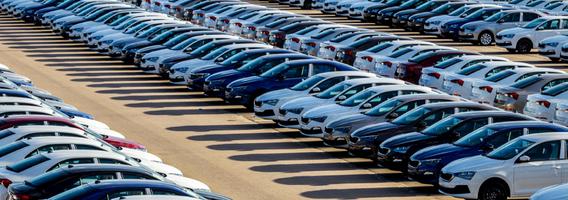 2025 metais Lietuvoje stipriai didėjo naujų automobilių pardavimai. Kodėl?