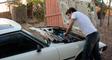Tvarkote savo automobilį patys? Ar žinote, kaip teisingai utilizuoti panaudotas dalis?