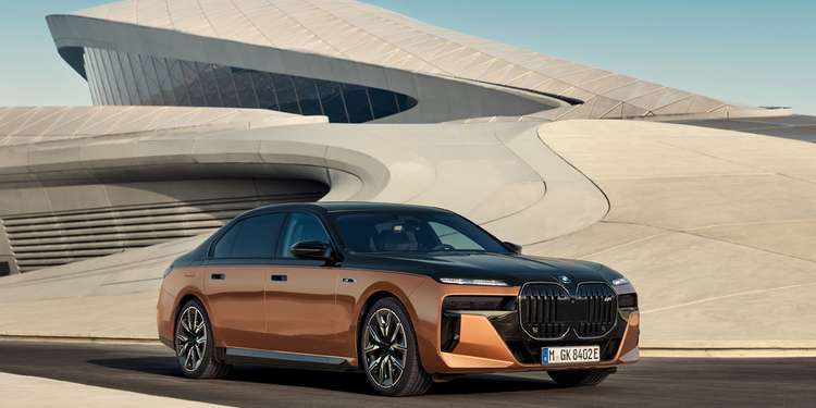 BMW i7 (G70)