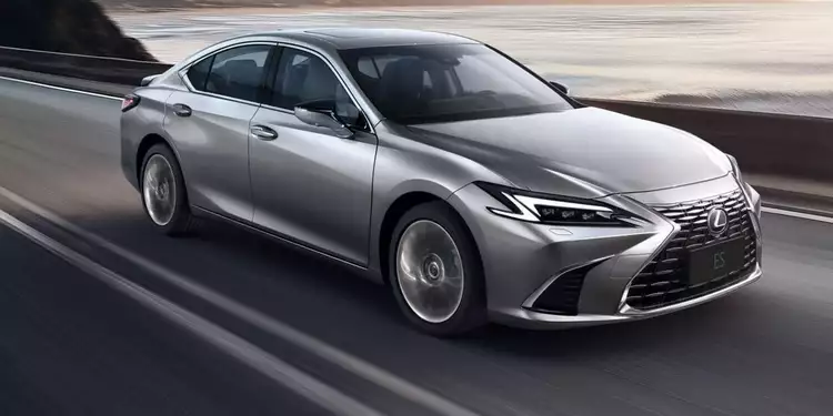 Lexus ES VIII